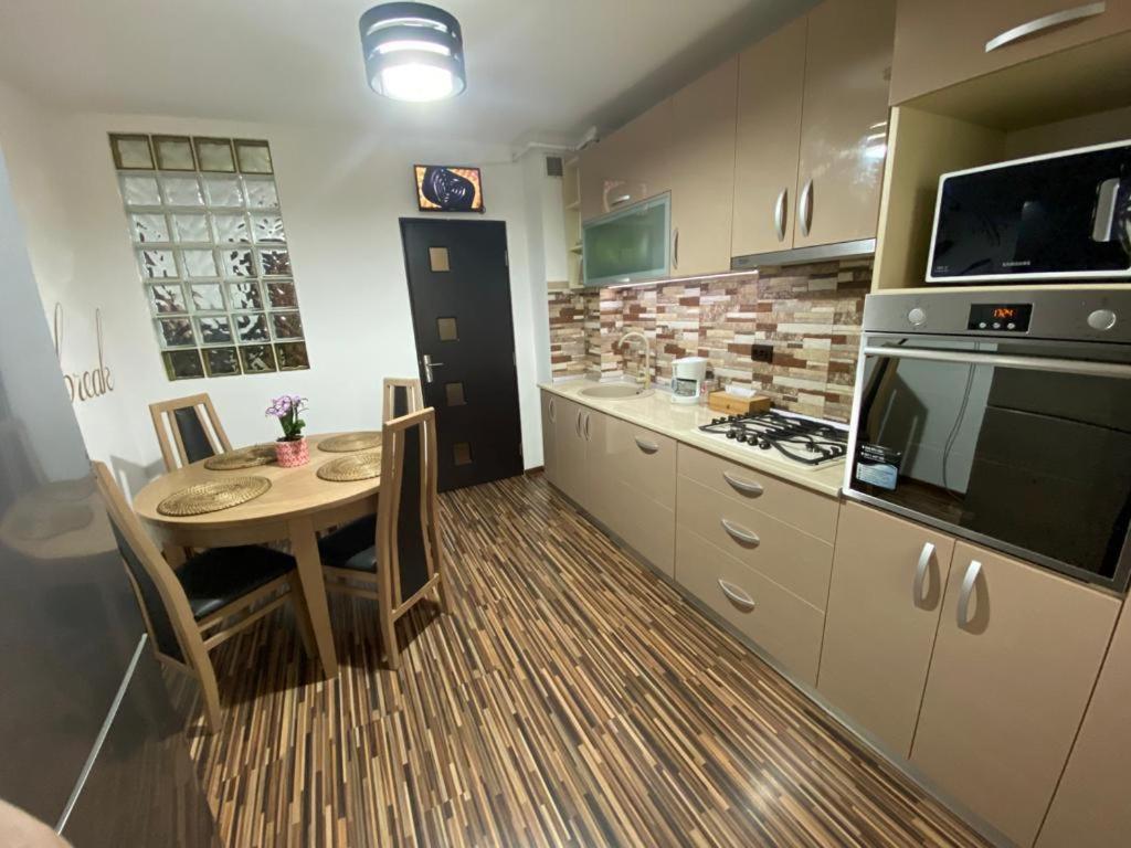 Apartament Exclusive Targu Ocna Exterior photo